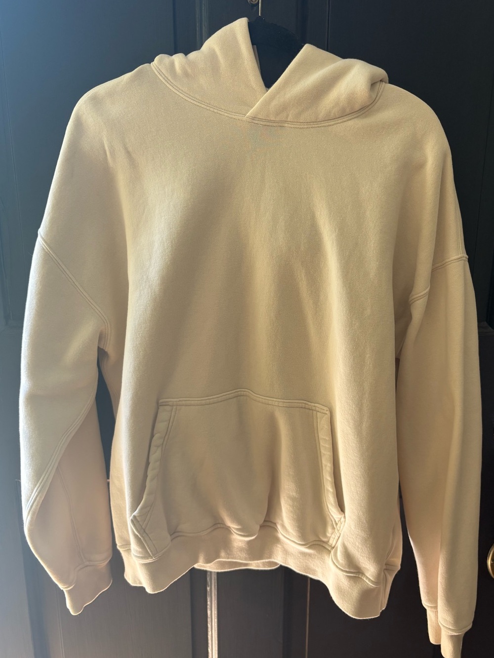 Abercrombie and Fitch Simple Cream Oversized Pullover Hoodie. Size M